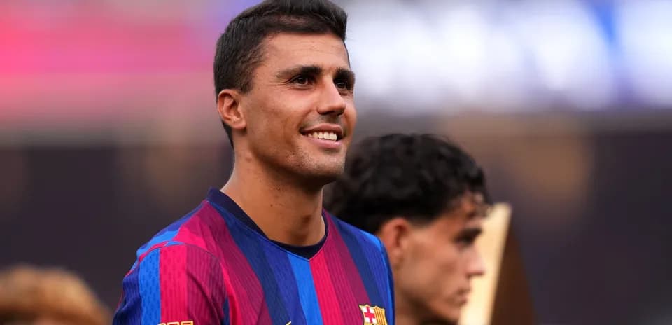 Jugador de Barcelona sonriendo durante celebración