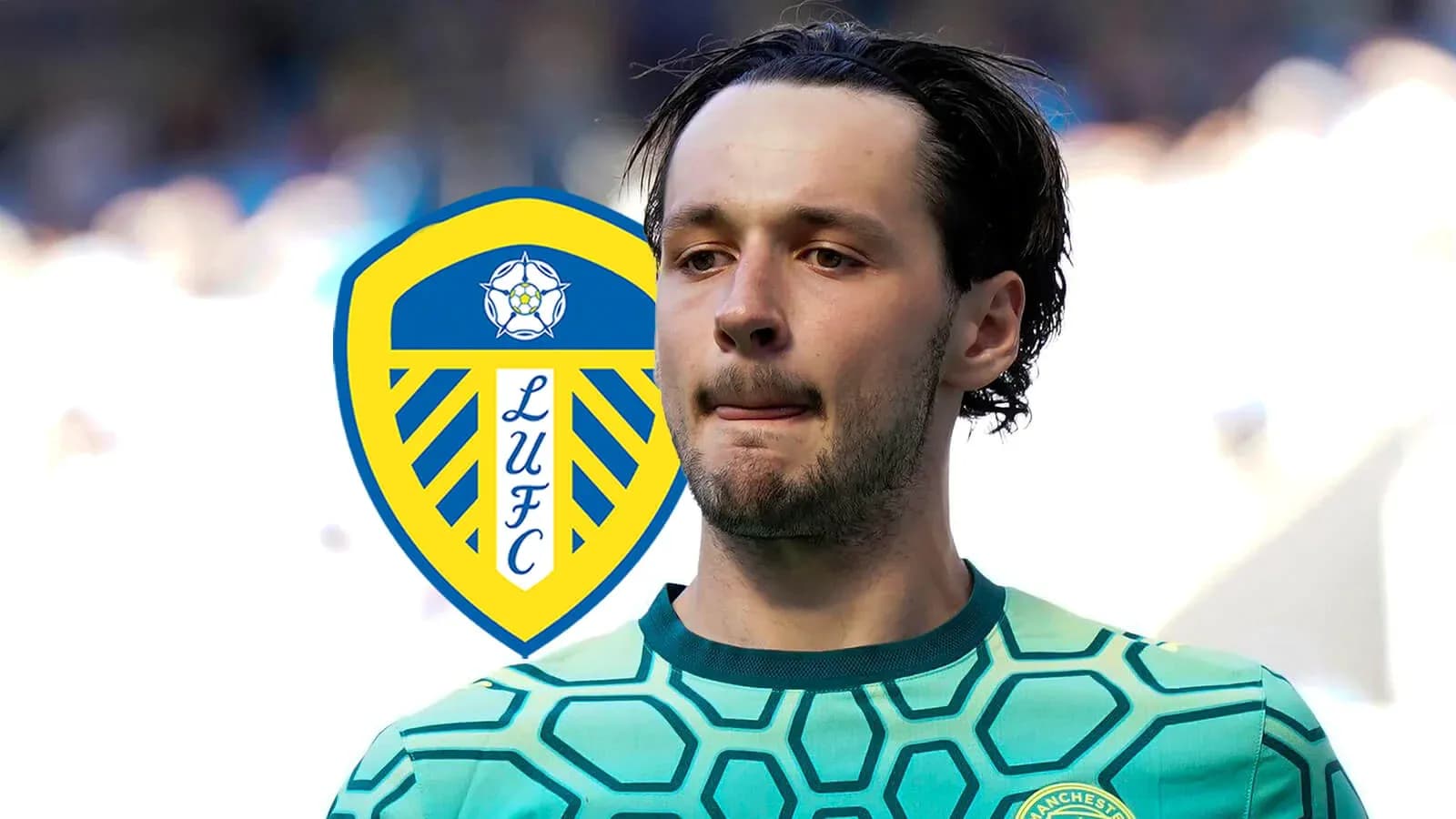 Jugador de Leeds United con camiseta de portero