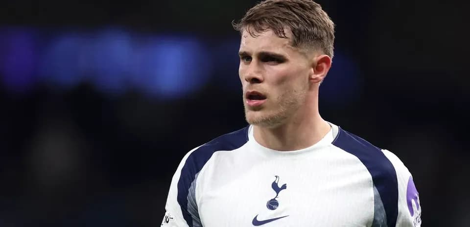 Jugador de Tottenham Hotspur en acción durante el partido