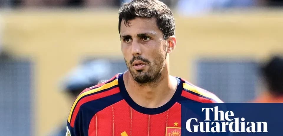 Jugador de España en el campo durante un partido