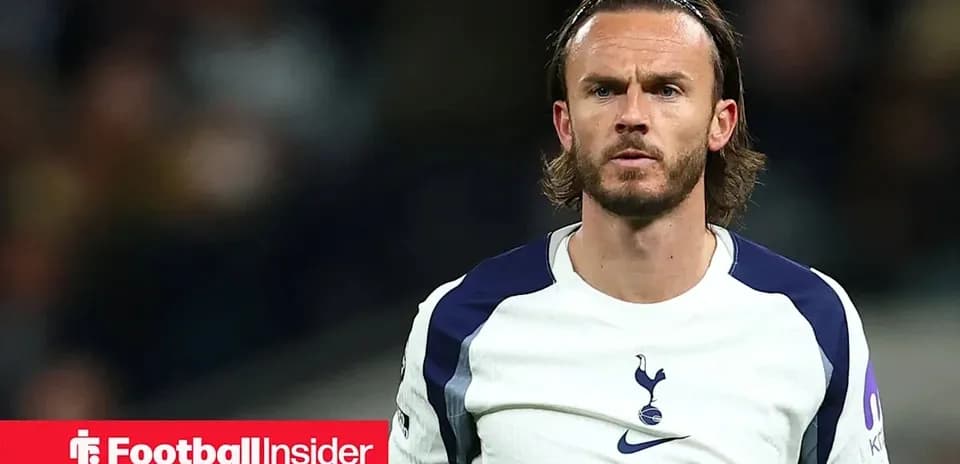 Jugador de Tottenham en el campo durante un partido