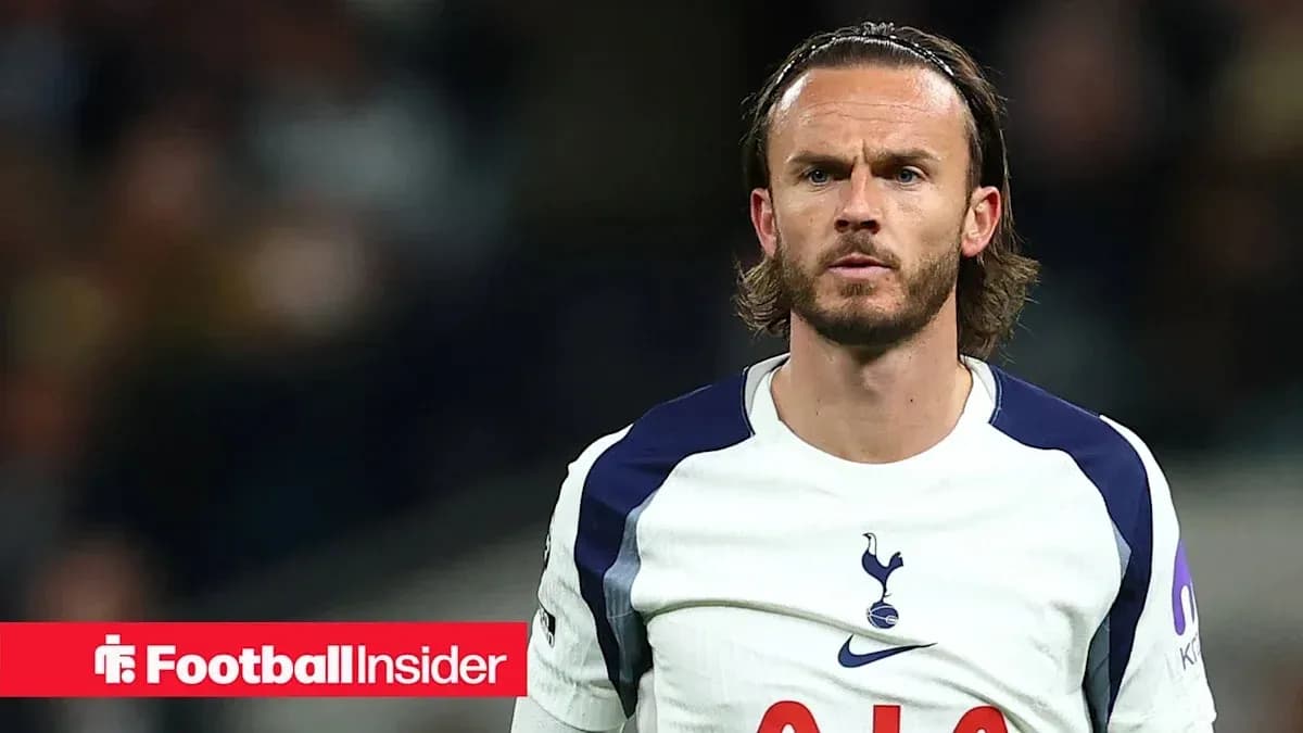 Jugador de Tottenham en el campo durante un partido