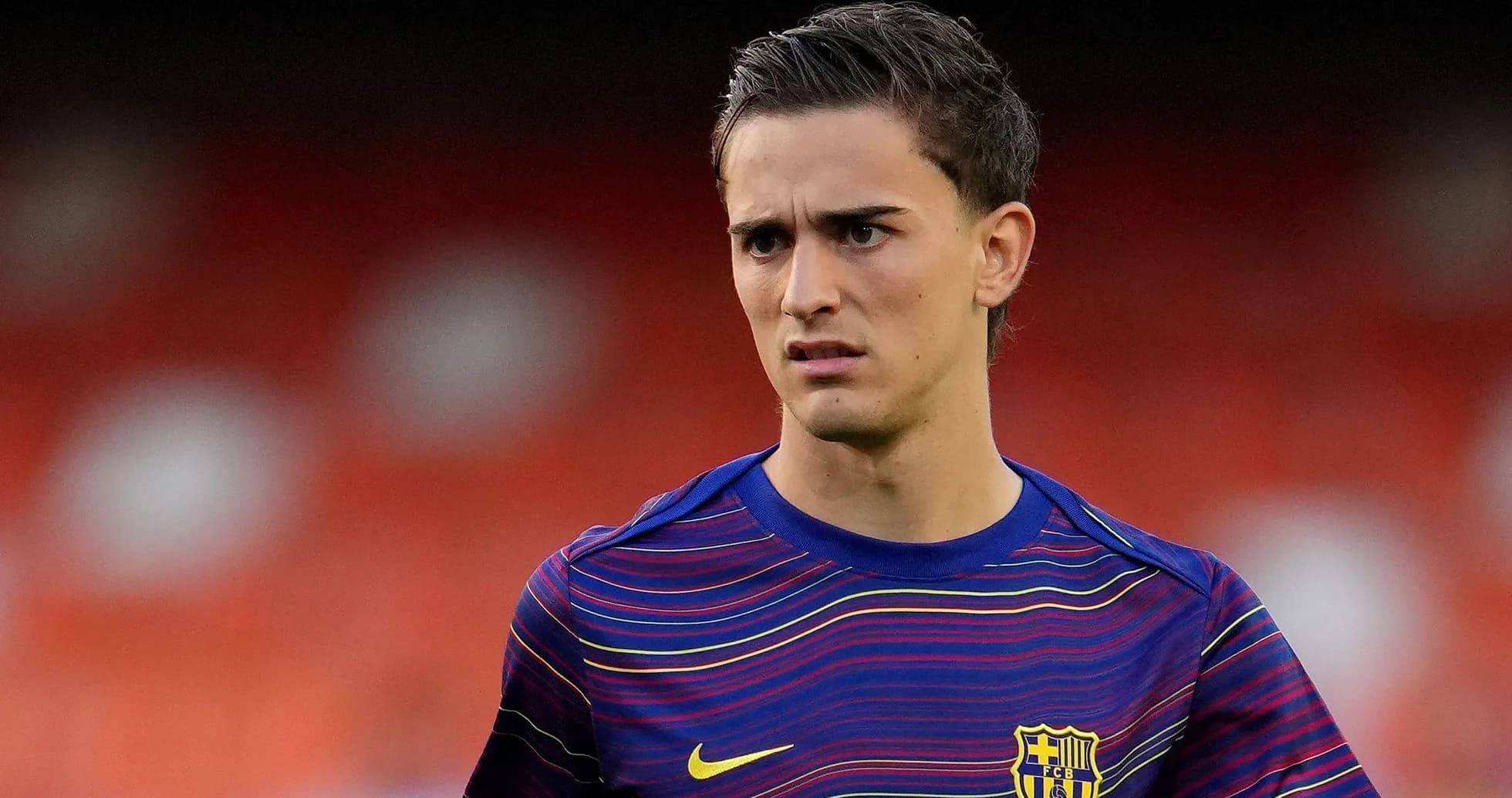 Jugador del FC Barcelona en calentamiento previo