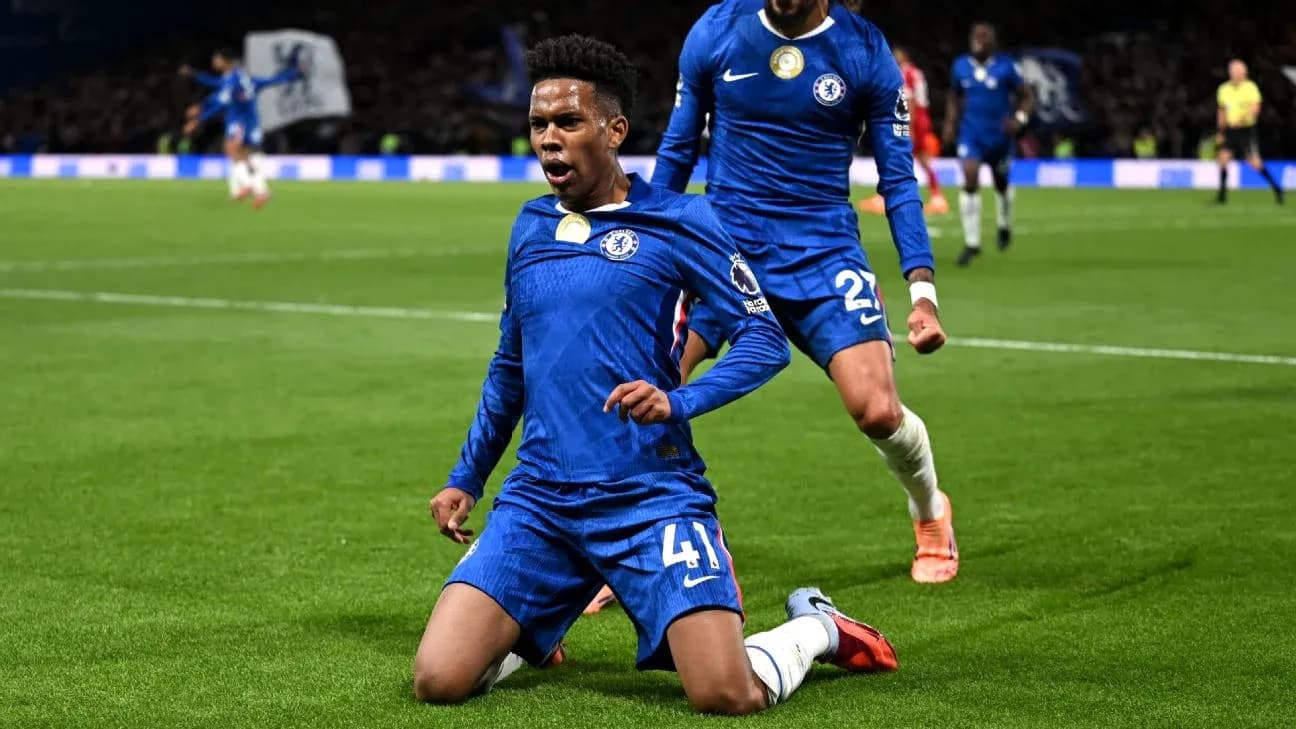 Jugador de Chelsea celebrando un gol