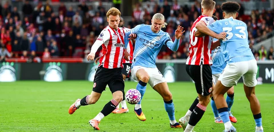 Acción entre Manchester City y Brentford en 2025