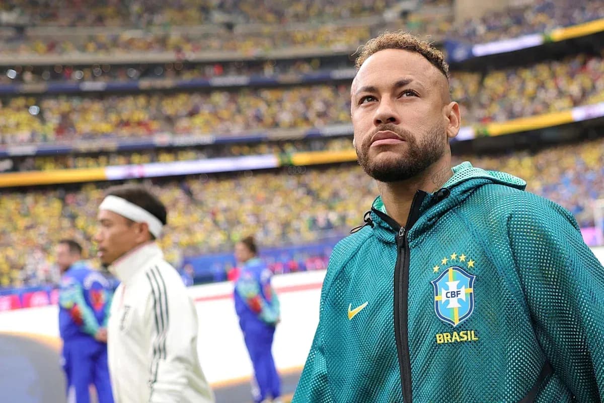 Neymar en el campo antes del partido
