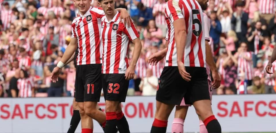 Jugadores de Sunderland celebrando un gol en el estadio