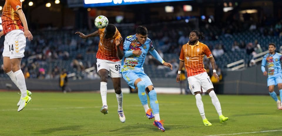 El Paso Locomotive contra Lexington en partido