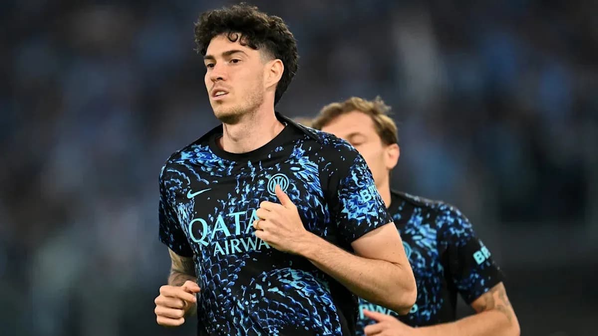 Jugador corriendo durante el calentamiento en el estadio