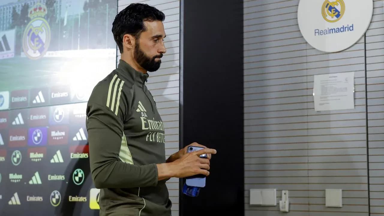 Jugador de Real Madrid en sala de prensa