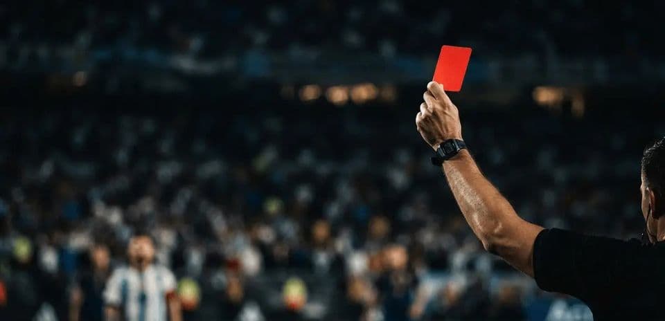 Argentina establece récord con tres expulsiones en una final de Copa del Mundo