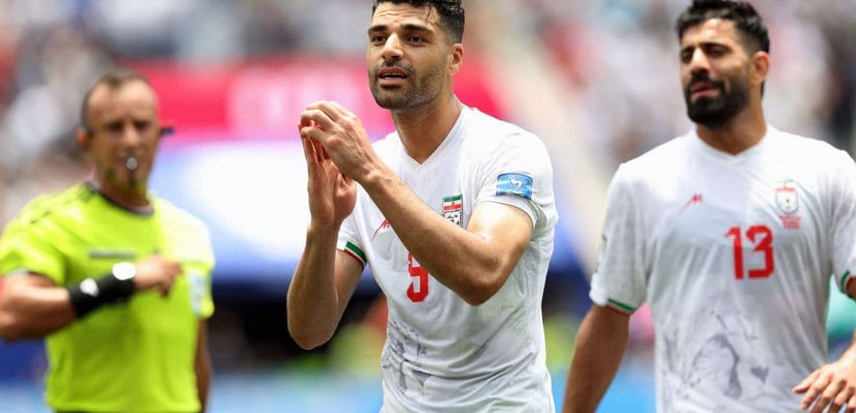Revisión VAR en el Mundial: ¿Por qué se anuló el gol de Irán? ¿Merecía Ngoy la tarjeta roja?