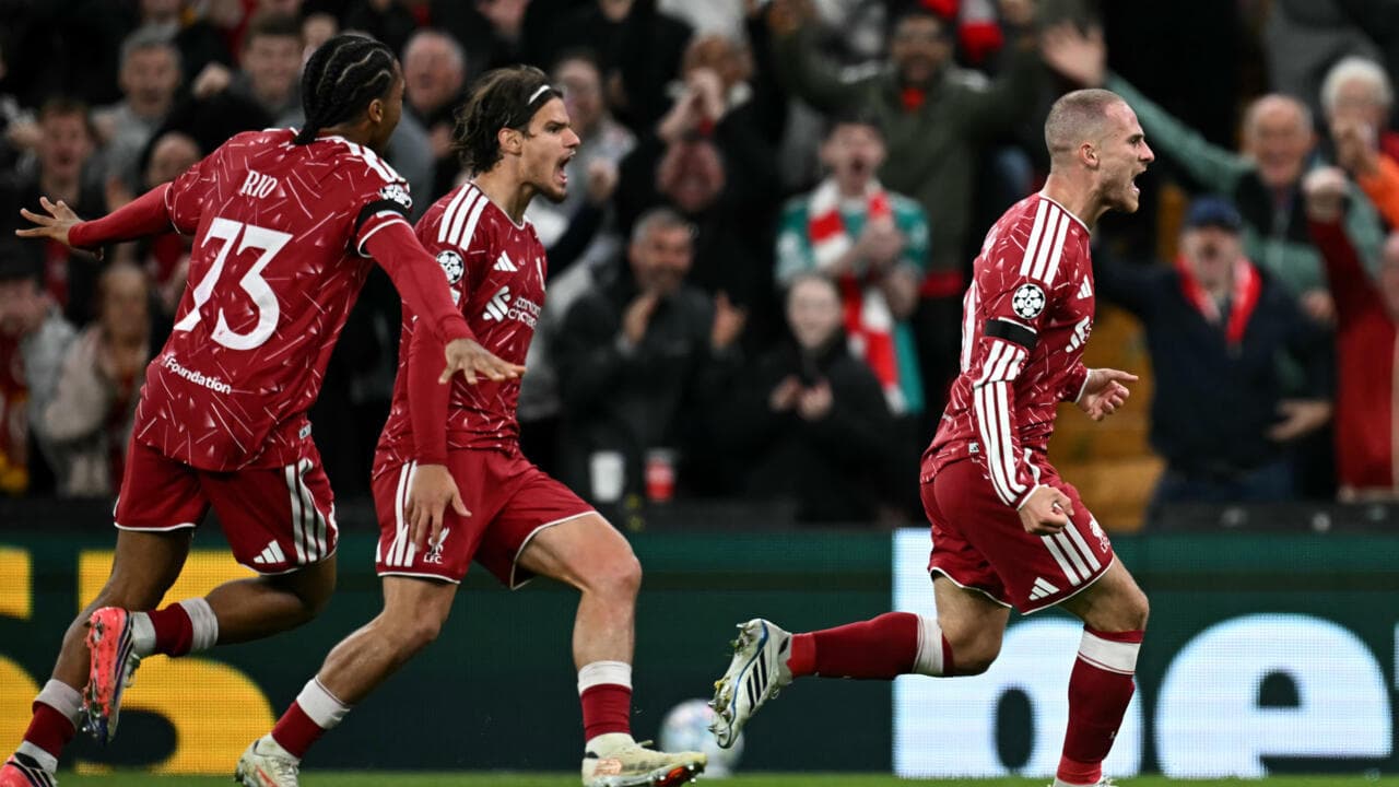 Iraola celebra la victoria del Liverpool contra Atlético de Madrid en Champions League