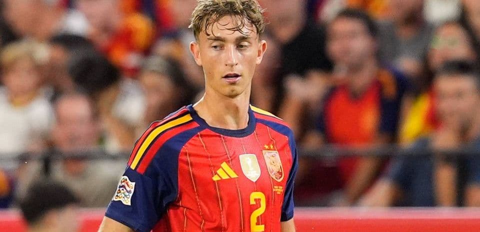 Dean Huijsen habla sobre la tristeza de quedarse fuera del Mundial tras su regreso a España en la goleada 4-1 a Croacia