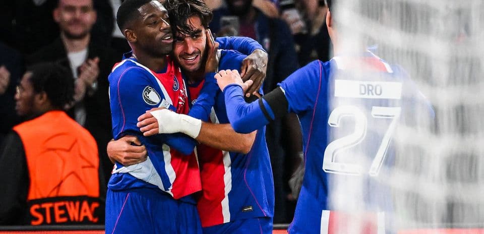 Ferran Torres y Ousmane Dembele brillan en la aplastante victoria del PSG en Champions League