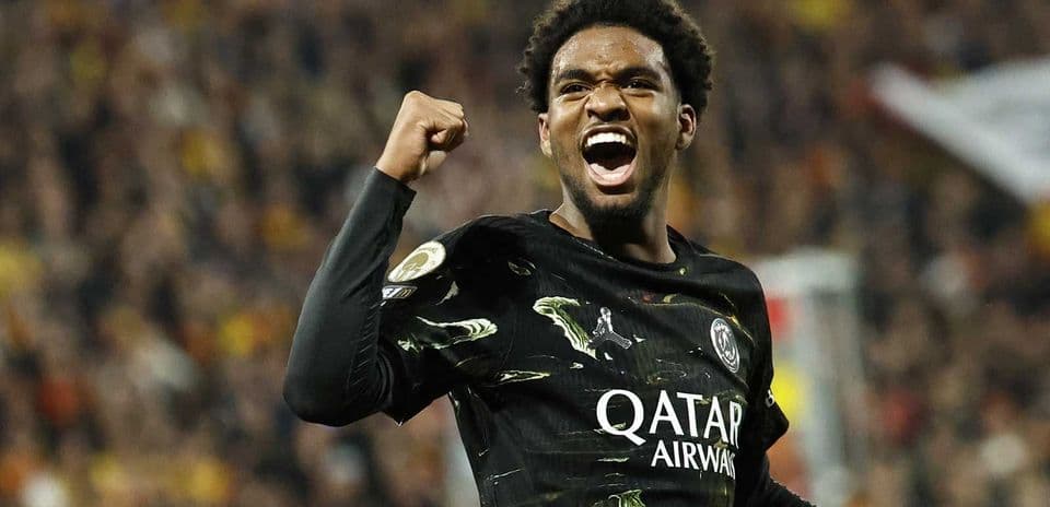 Liverpool sigue de cerca a la promesa de PSG Ibrahim Mbaye mientras las negociaciones por Bradley Barcola se complican