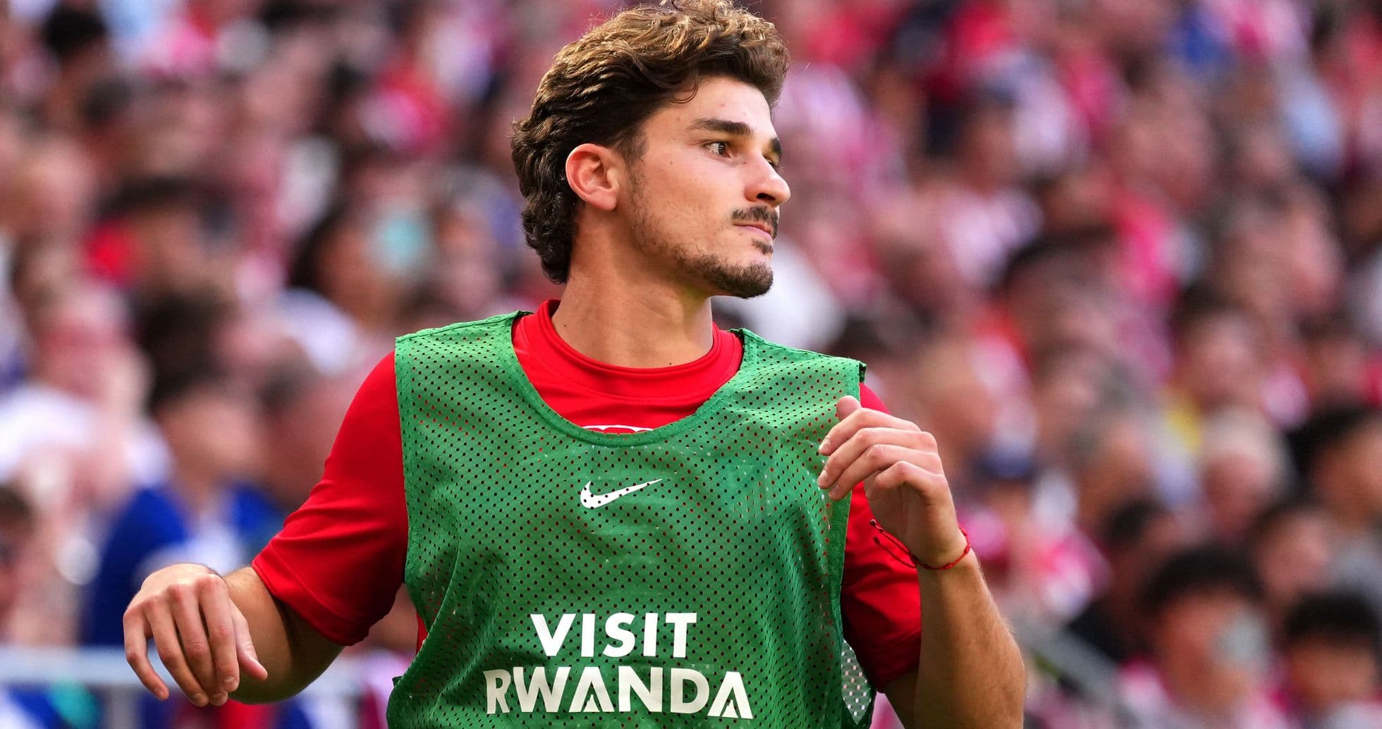 Alan Shearer aconseja a Arsenal fichar a Julian Álvarez para dominar la Premier League