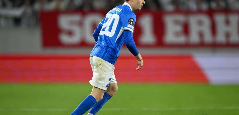 Karetsas firma con Borussia Dortmund tras completar el reconocimiento médico
