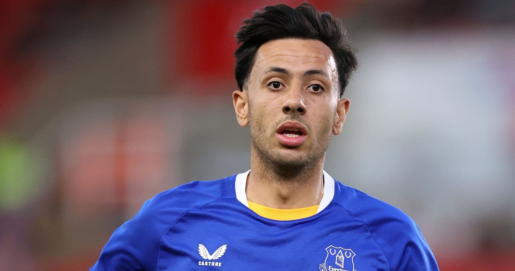 Everton y Crystal Palace acuerdan intercambio de extremos con Dwight McNeil y Brennan Johnson