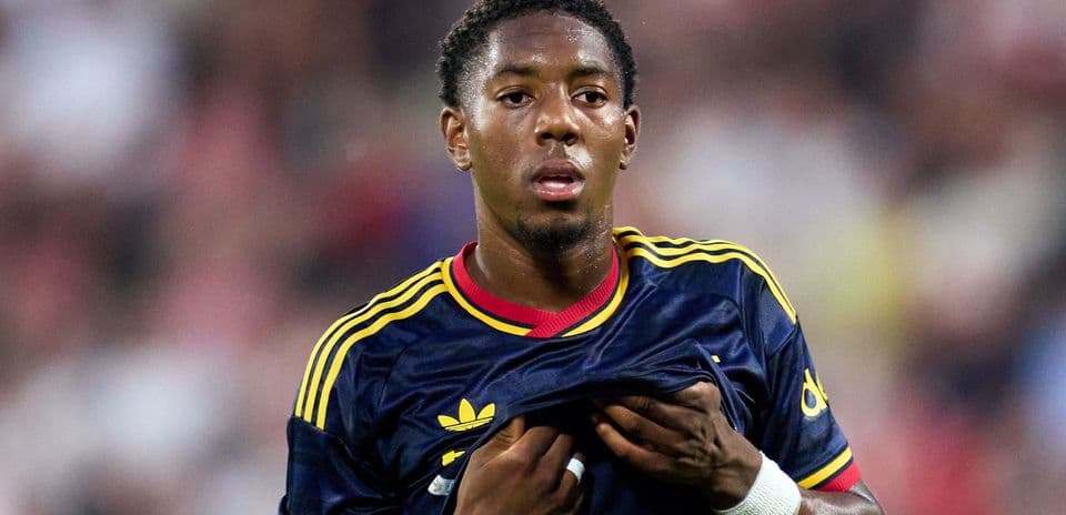Liverpool instado a competir por el joven talento del Arsenal Myles Lewis-Skelly