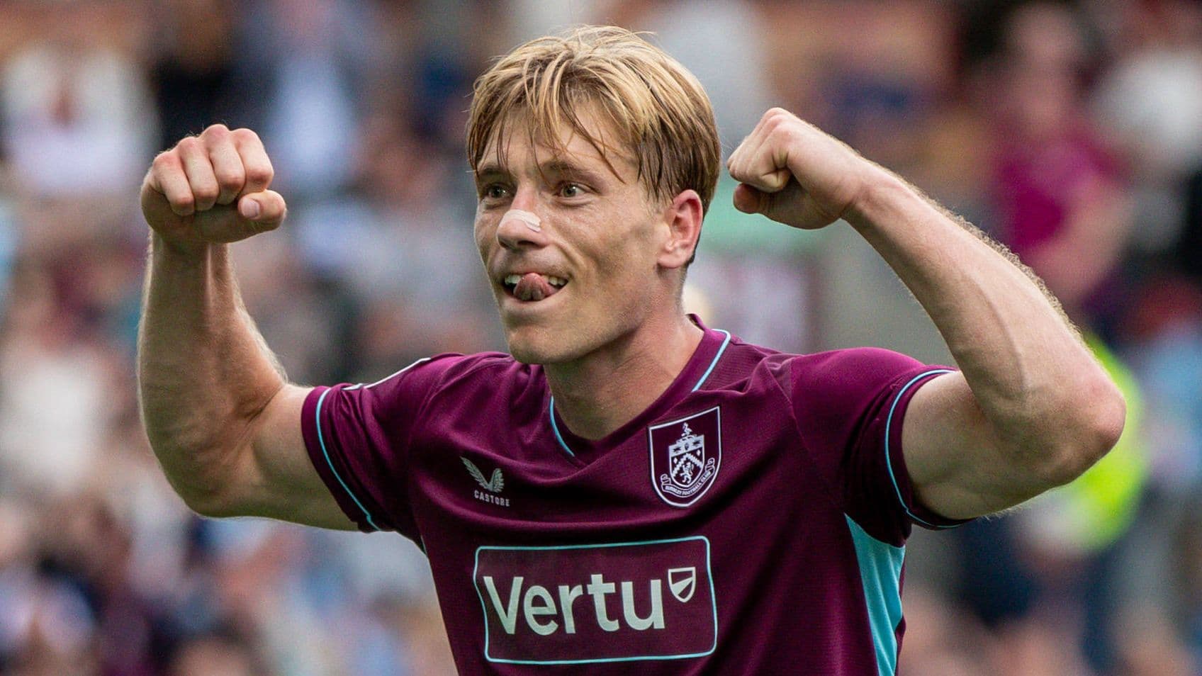 Ipswich Town ficha a Zian Flemming de Burnley por £20 millones en el último día de mercado