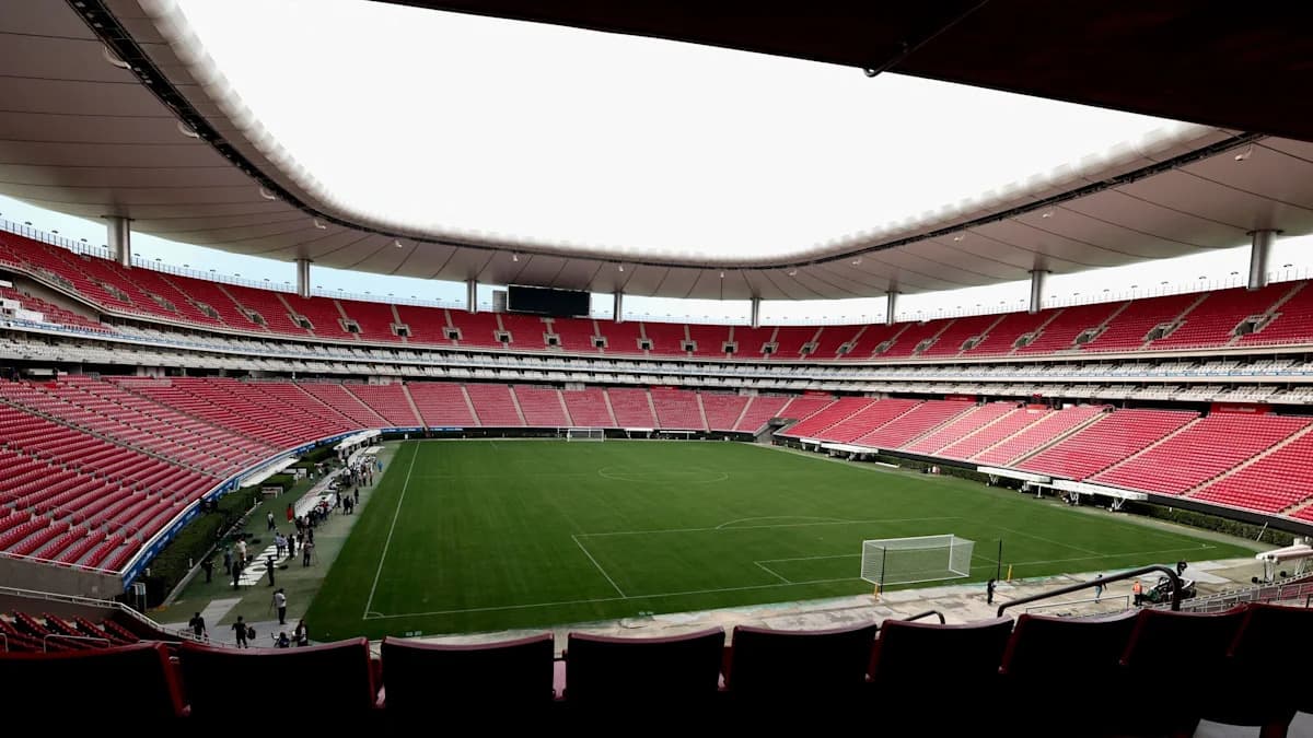 Guía de Entradas para el Mundial 2026 en Guadalajara: Calendario y Datos del Estadio Akron