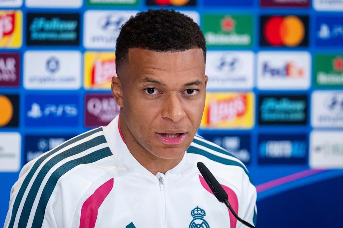 Kylian Mbappé: "Todos debemos mejorar en defensa y con el balón"