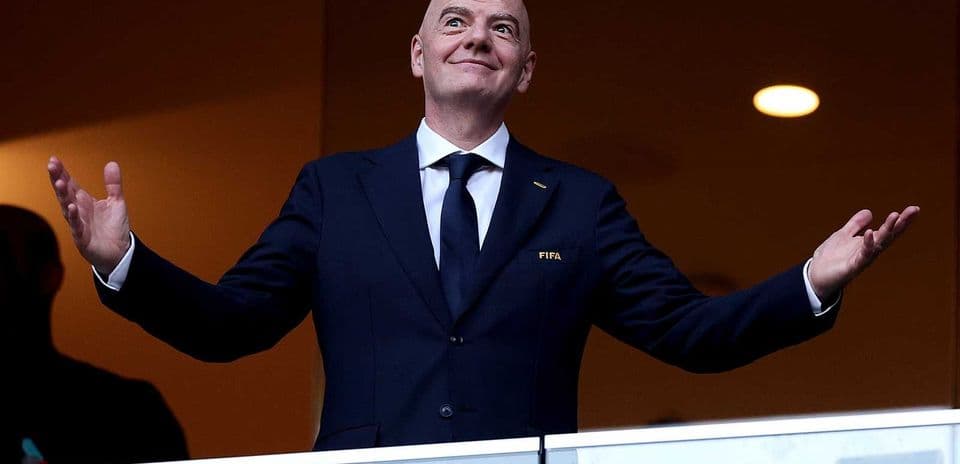 FIFA despide a Kevin Lamour tras criticar el plan de Infantino para vender parte del Mundial a inversores