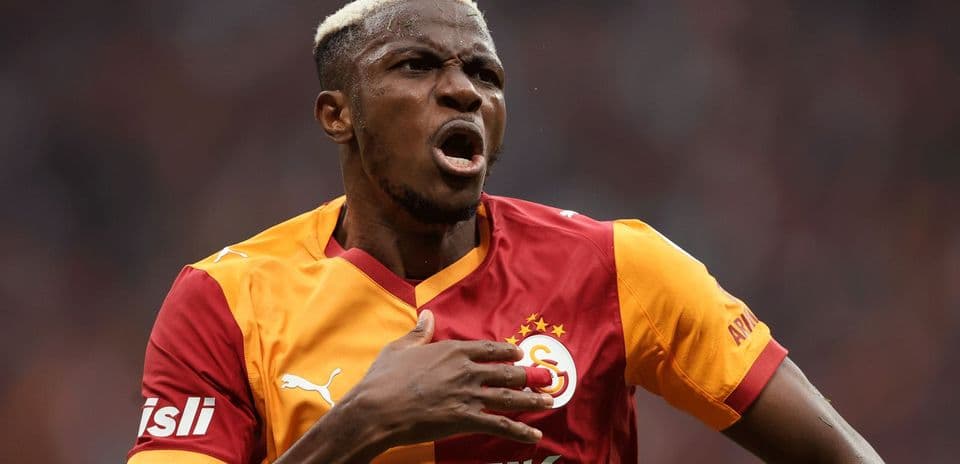 Arsenal inicia negociaciones con Galatasaray para fichar a Victor Osimhen en un giro inesperado