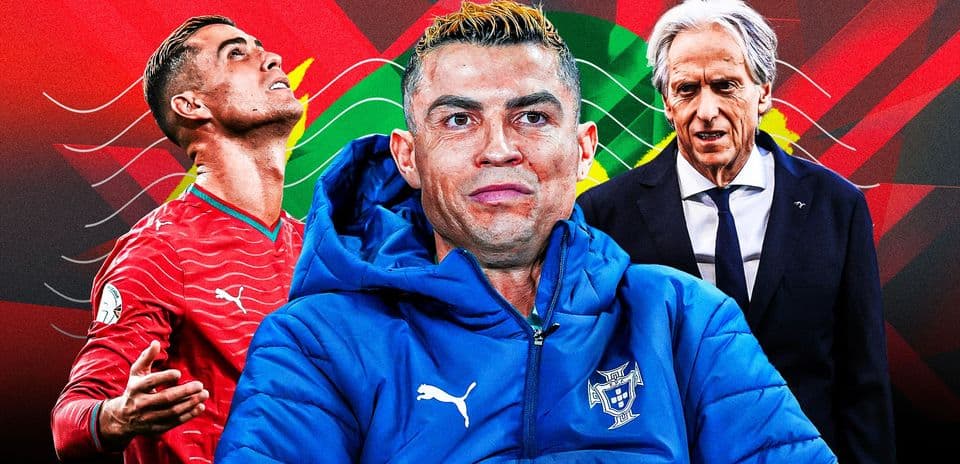 Cristiano Ronaldo debería dejar de ser la figura incómoda de Portugal y seguir el ejemplo de Messi retirándose