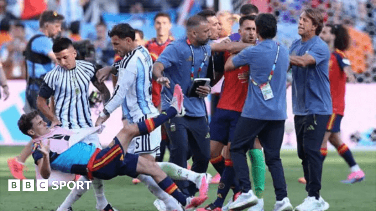 Gavi opina que Paredes no debería ser suspendido tras el incidente en la final del Mundial 2026