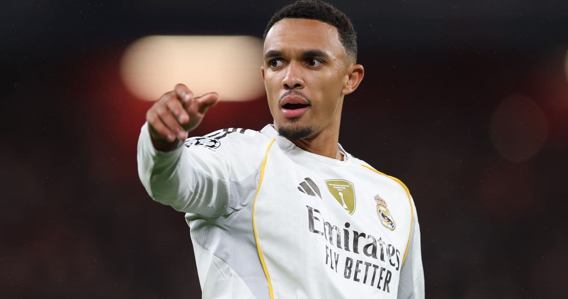 Liverpool considera traer de vuelta a Trent Alexander-Arnold tras dificultades en Real Madrid