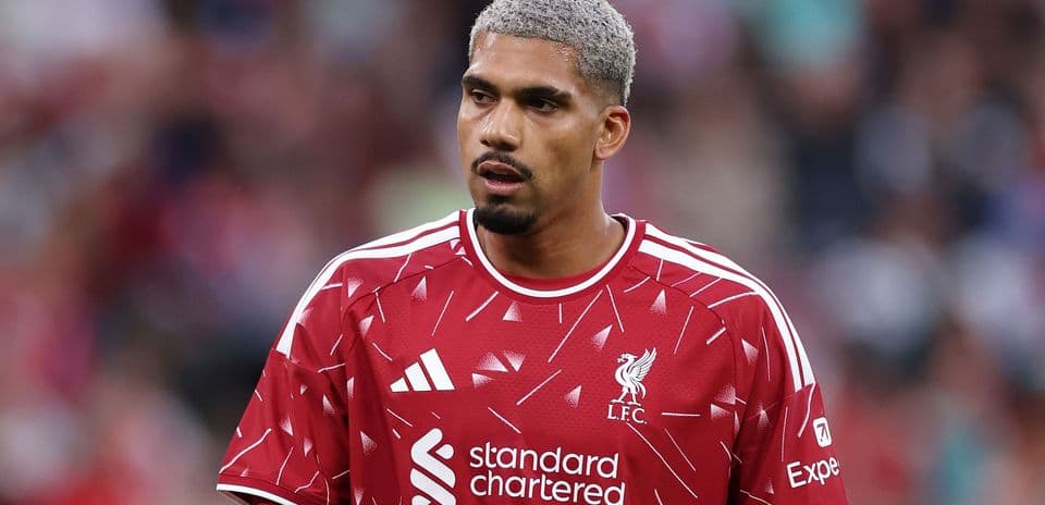 Ronald Araujo sorprendido por la intensidad y velocidad de la Premier League tras su cesión al Liverpool
