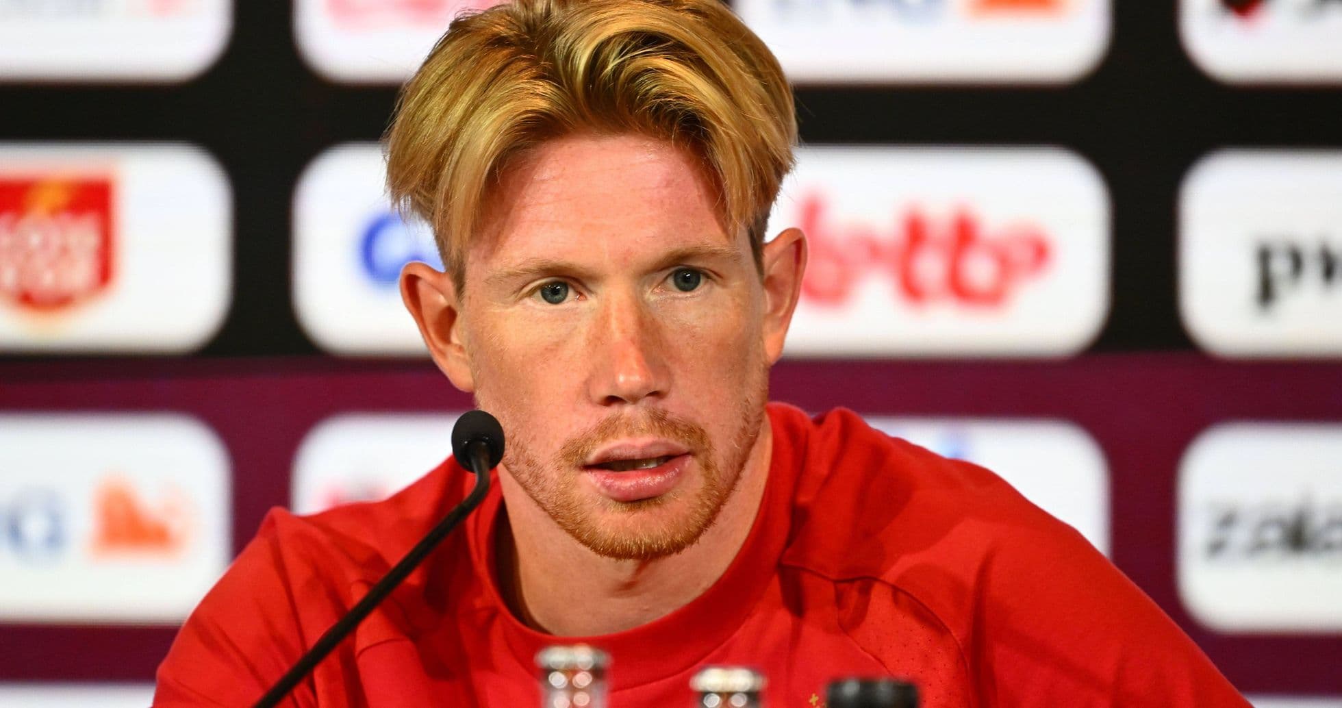 Kevin De Bruyne confirma su continuidad en Bélgica y valora a Mark van Bommel