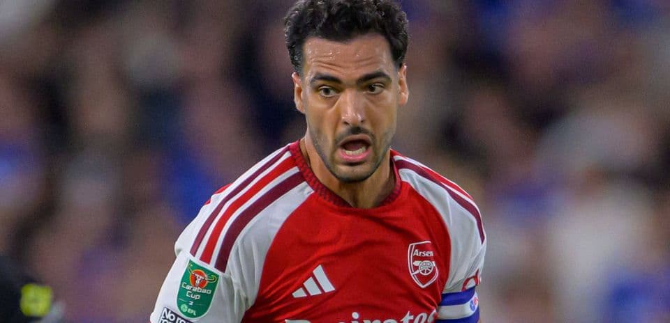 Mikel Merino orgulloso de capitanear al Arsenal en triunfo por Carabao Cup contra Ipswich Town