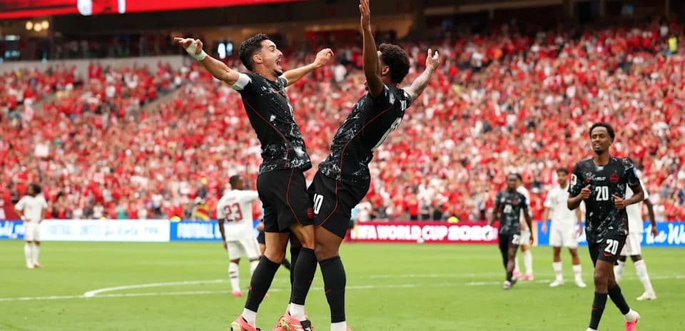 Canadá derrota 6-0 a Qatar y se acerca a octavos en su primer triunfo histórico en Mundial