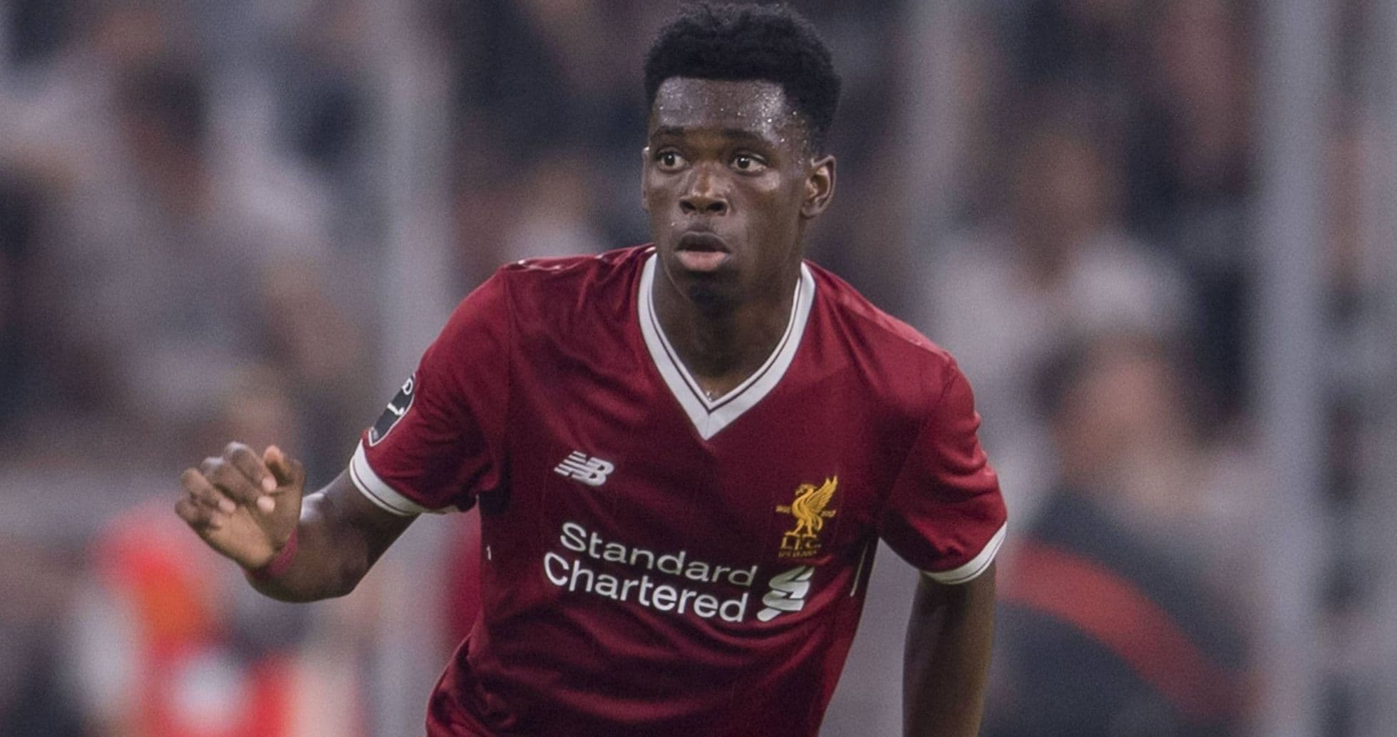Ovie Ejaria busca nuevo club a través de LinkedIn tras quedar libre