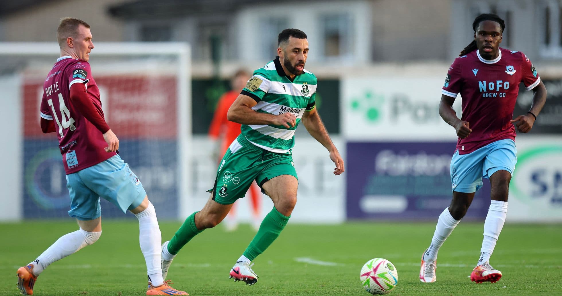Jugadores de Shamrock Rovers y Egnatia Rrogozhinë Jugadores de Shamrock Rovers y Egnatia Rrogozhinë