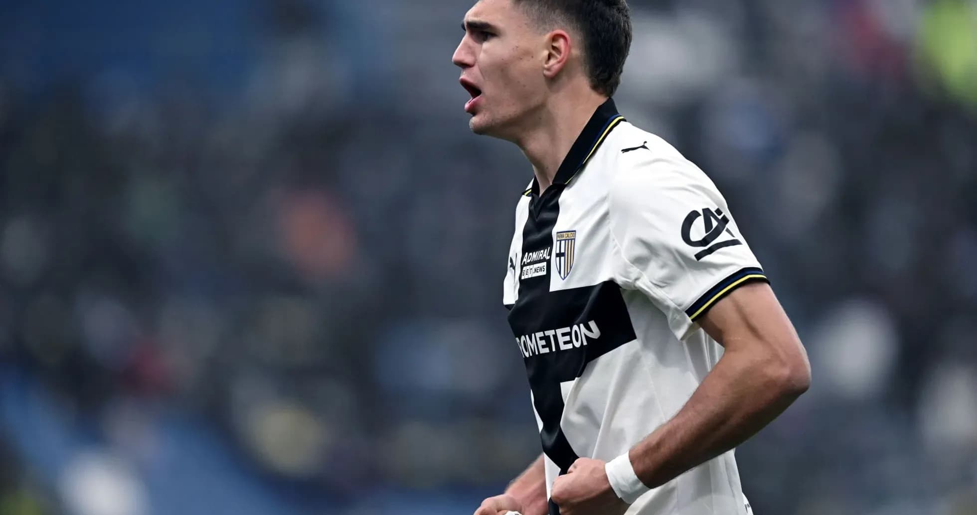 Jugador del Parma celebrando un gol Jugador del Parma celebrando un gol