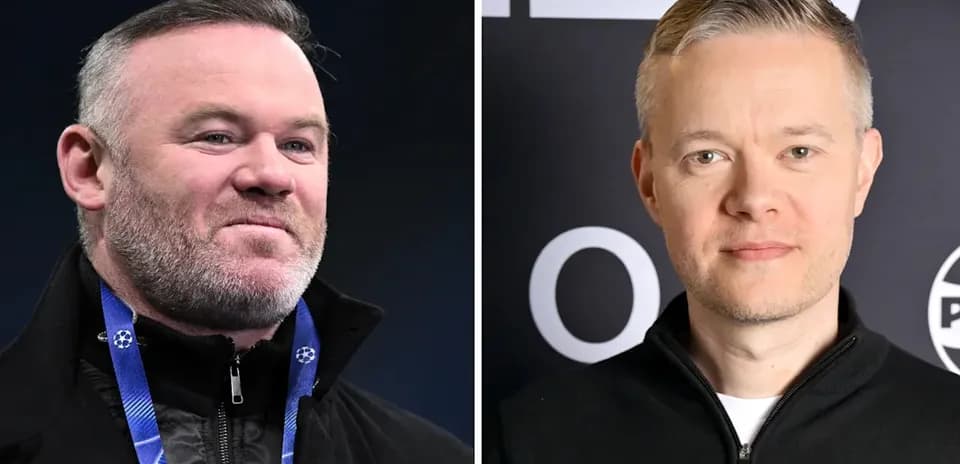 Dos hombres posando para la cámara en eventos diferentes Dos hombres posando para la cámara en eventos diferentes