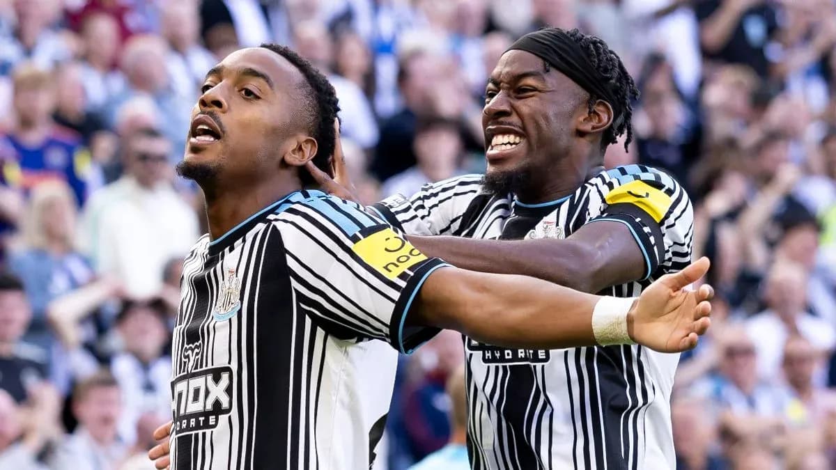 Jugadores de Newcastle celebrando un gol en el estadio Jugadores de Newcastle celebrando un gol en el estadio