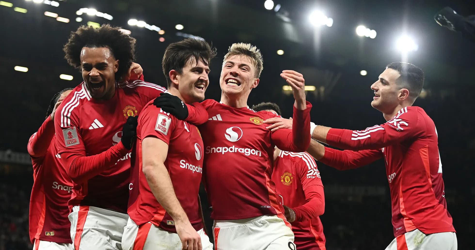Jugadores del Manchester United celebrando un gol Jugadores del Manchester United celebrando un gol