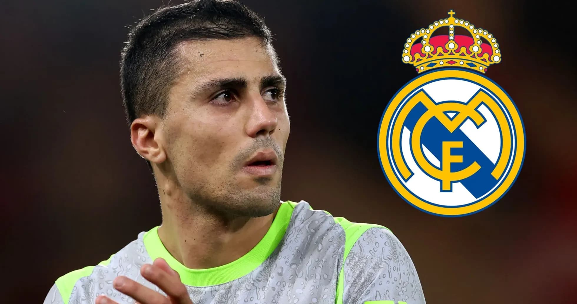 Jugador con uniforme de portero y logo del Real Madrid Jugador con uniforme de portero y logo del Real Madrid