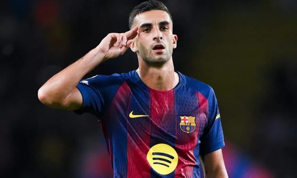 Jugador de Barcelona saludando durante el partido Jugador de Barcelona saludando durante el partido