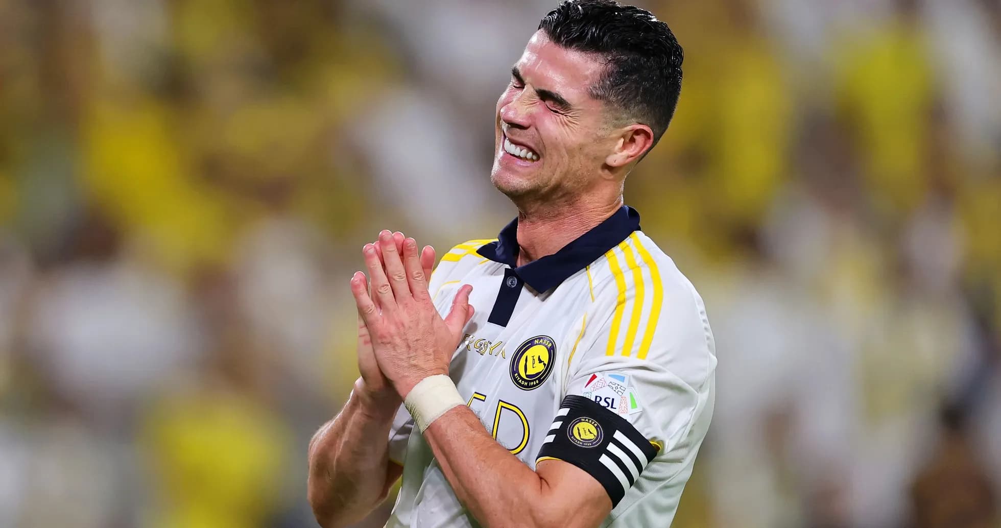 Jugador de Al Nassr en acción durante un partido Jugador de Al Nassr en acción durante un partido
