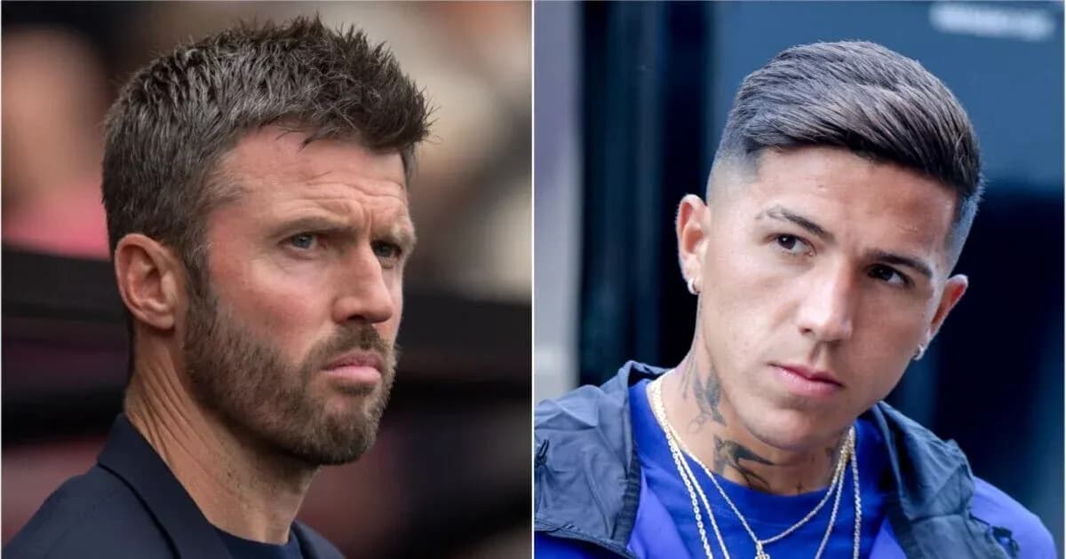 Dos hombres con diferentes estilos de cabello y ropa Dos hombres con diferentes estilos de cabello y ropa