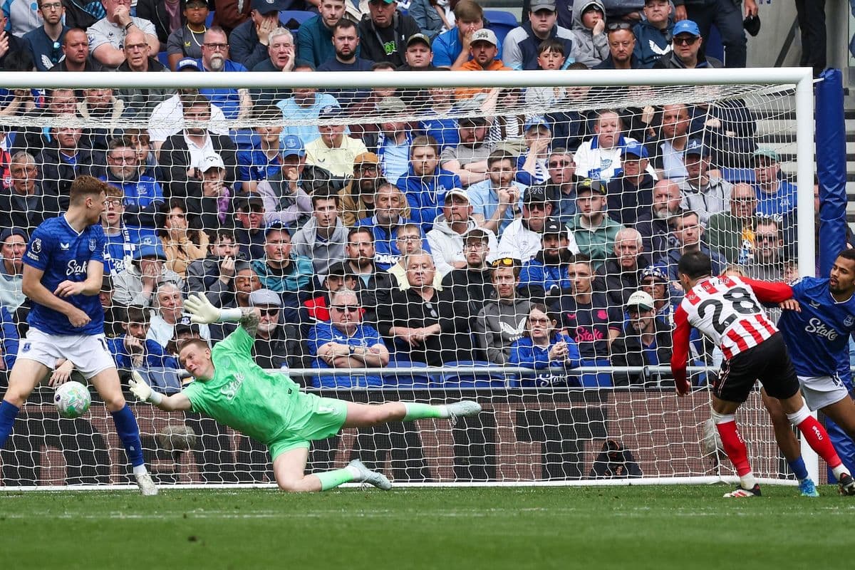 Penalti fallado por jugador de Sunderland Penalti fallado por jugador de Sunderland