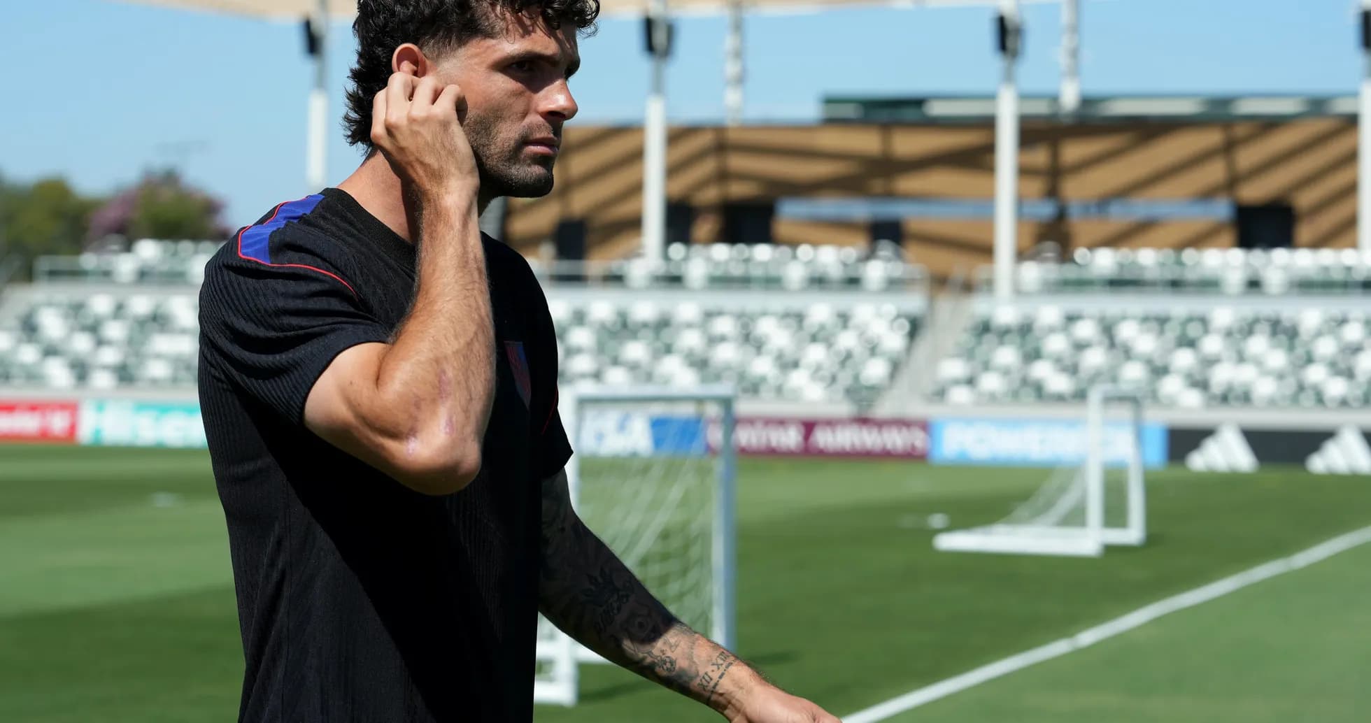 Jugador estadounidense durante entrenamiento previo al partido Jugador estadounidense durante entrenamiento previo al partido
