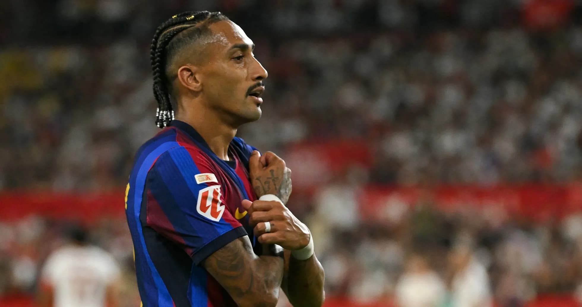 Jugador de Barcelona en acción durante un partido Jugador de Barcelona en acción durante un partido