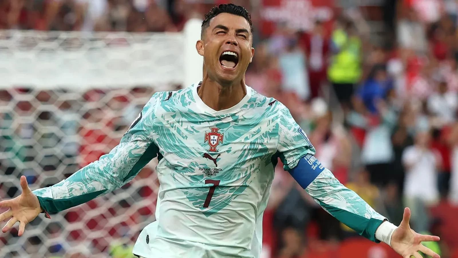Cristiano Ronaldo celebrando un gol con Portugal Cristiano Ronaldo celebrando un gol con Portugal